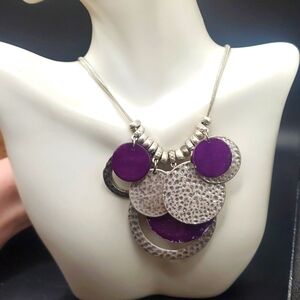 Stunnign tibetan medallion disc statement necklace N2902